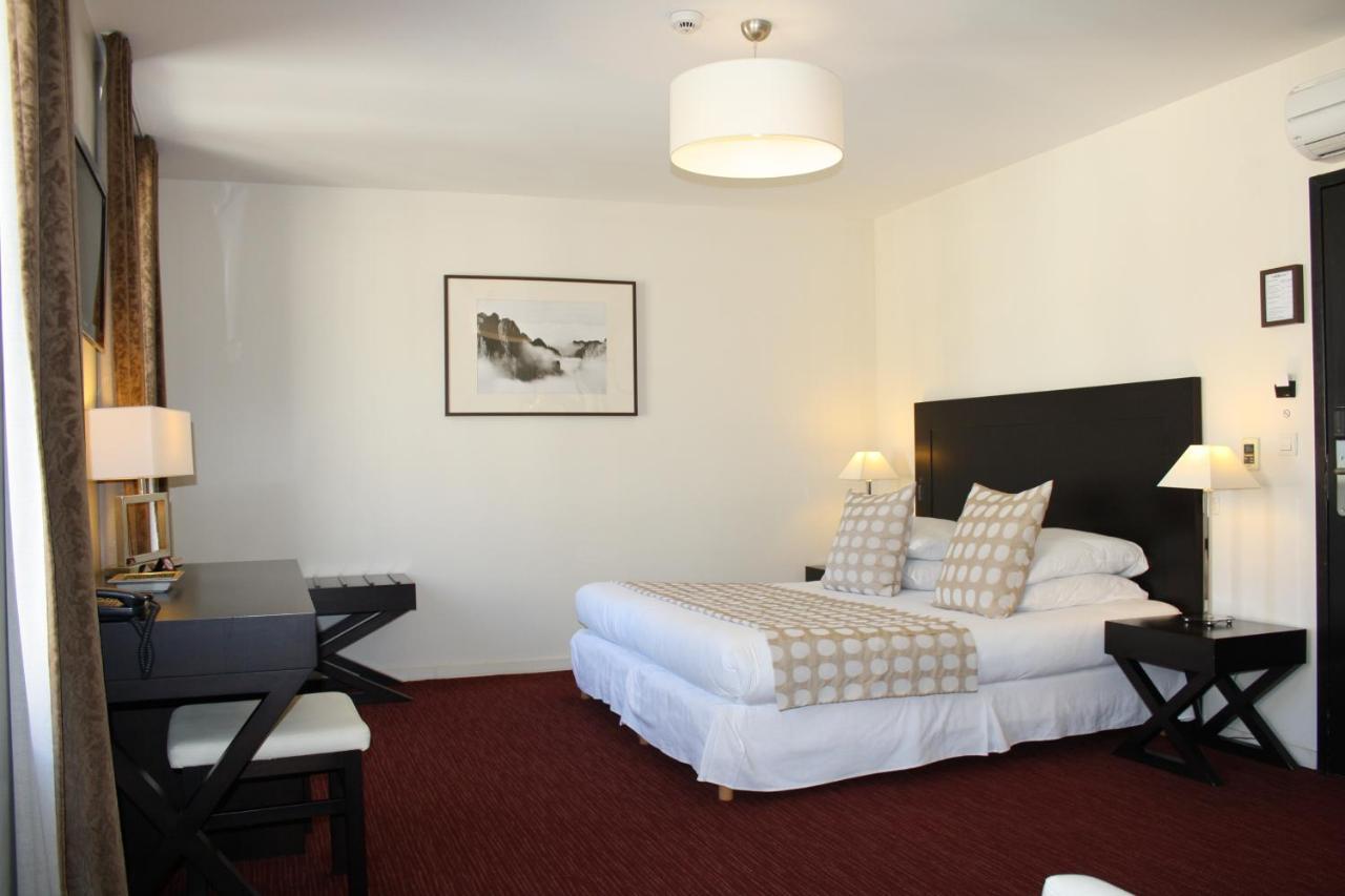 סולי-סיר-לואר Hotel Burgevin מראה חיצוני תמונה