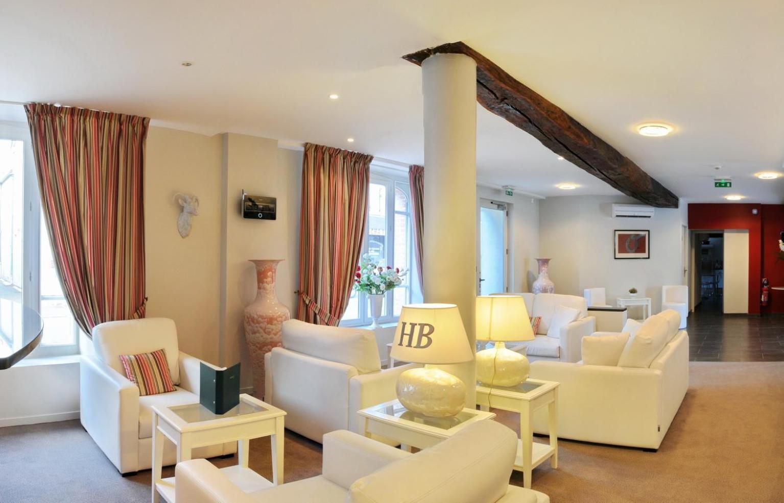 סולי-סיר-לואר Hotel Burgevin מראה חיצוני תמונה